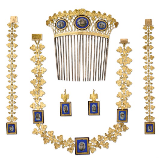 PNG-Parure de l'Impératrice Marie-Louise - 1810