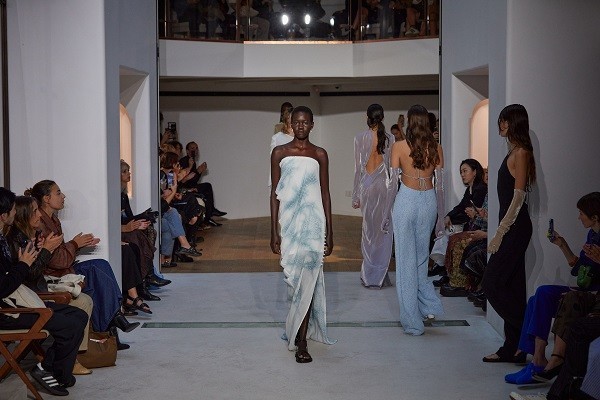 1695811304423023.jpg Mame K_ss24_finale004.jpg