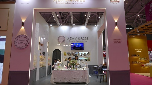 A DA VI & ROSE（爱如薇）展览现场.JPG