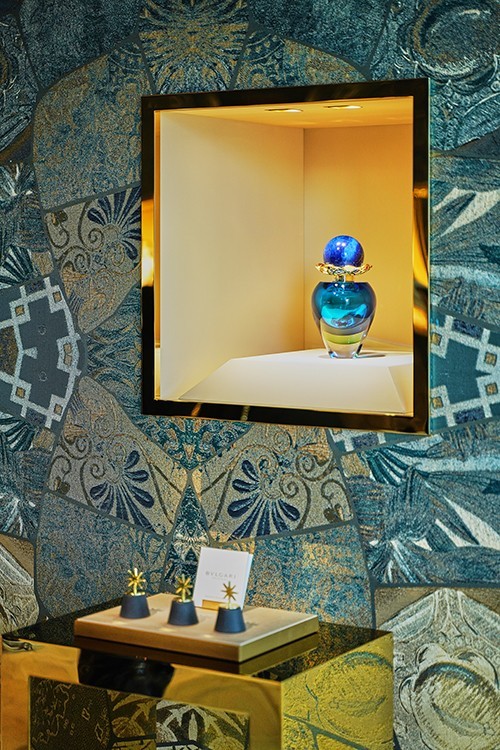 L'Opera Mediterranea Divinissima地中海深蓝乐章高定宝石香水.jpg