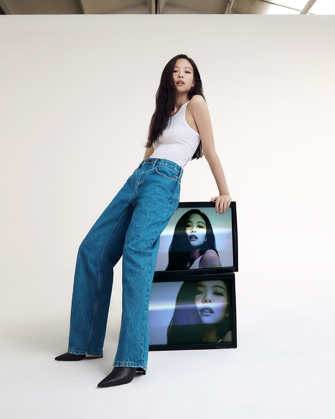 S24_JENNIE_DIGI_PR_nologo_1080x1350_1