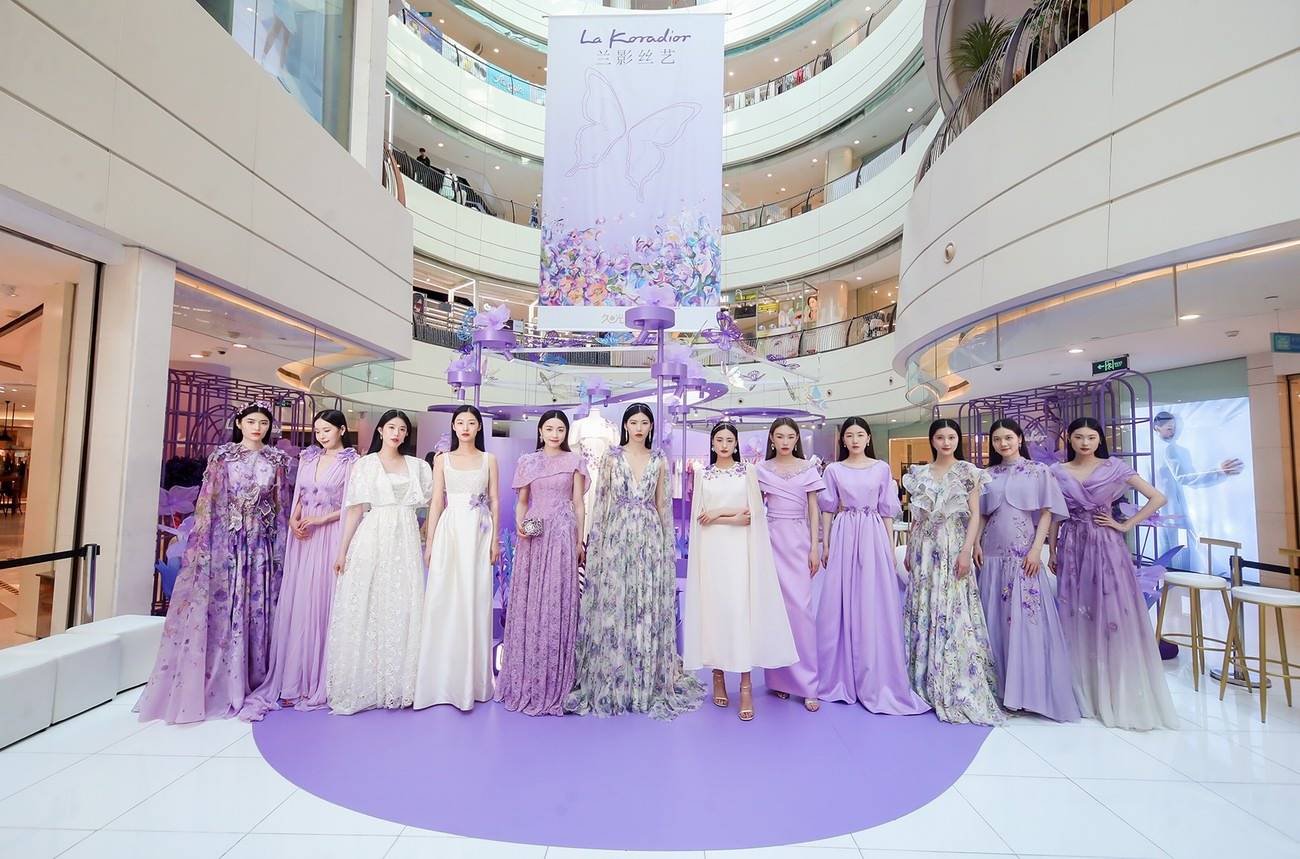 蝶影之间,兰影丝艺 | La Koradior拉珂蒂艺术展点亮上海