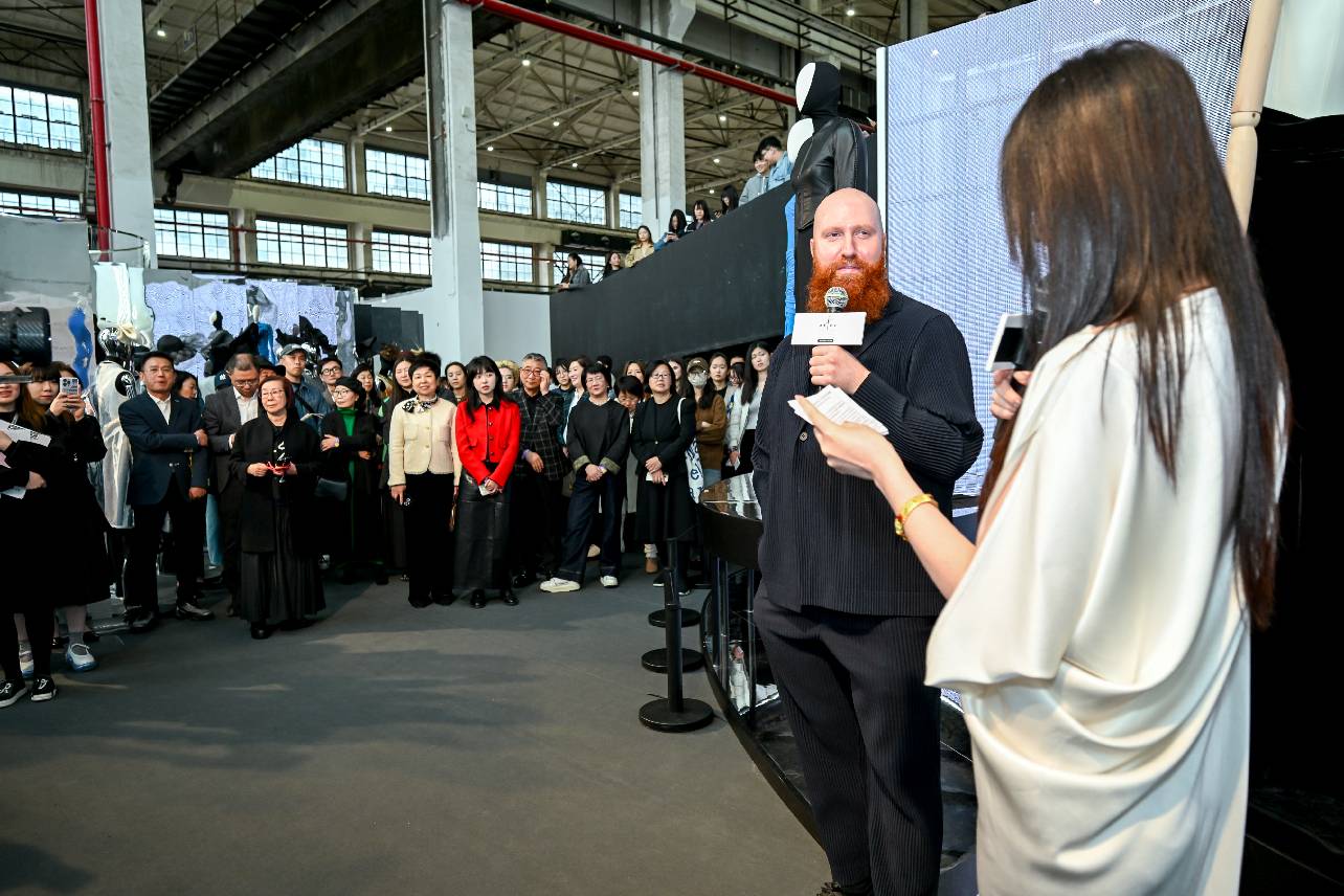 BLR_0716-opq3541293728.jpg BLR_0716-opq3541293728.jpg