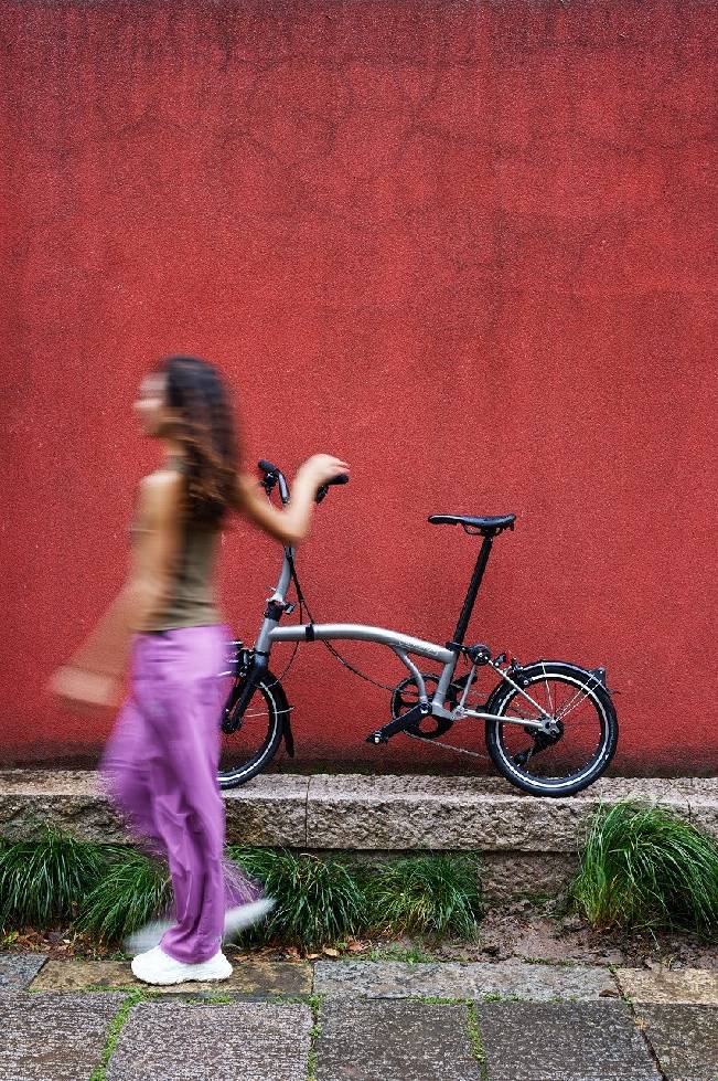 1754553185927033.jpg 【新闻稿】Life Unfolded不折也行 BROMPTON开启50周年系列焕新庆祝活动 3.jpg