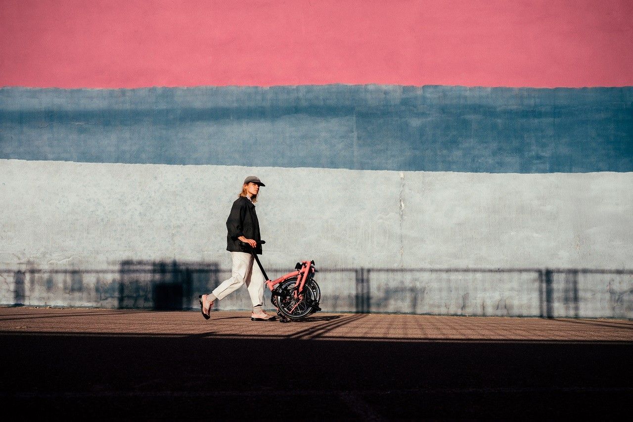 1755839017815078.jpg 【新闻稿】臻礼七夕 骑遇浪漫 与BROMPTON展开爱意轨迹 3.jpg