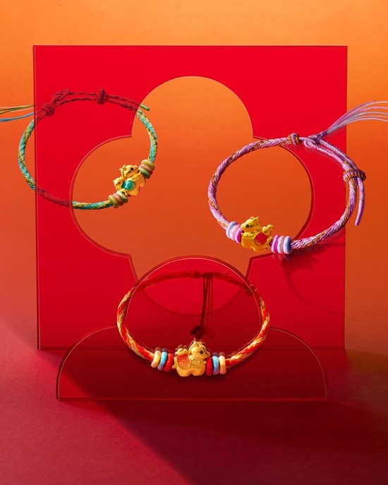 02 老庙×麦玲玲“本命年马上有运”黄金手饰.jpg