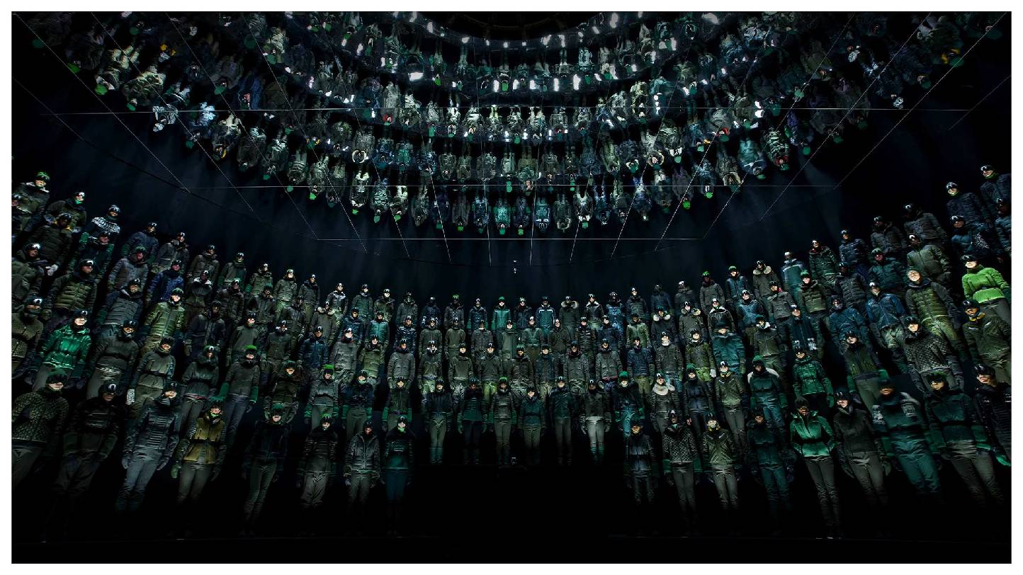 20260903131337222349.jpg MC_FW_2026_NY IN MONCLER_BS_RGB_300DPI_16X9_12_GOTHAMFOREST_CLEAN_PRESS.jpg