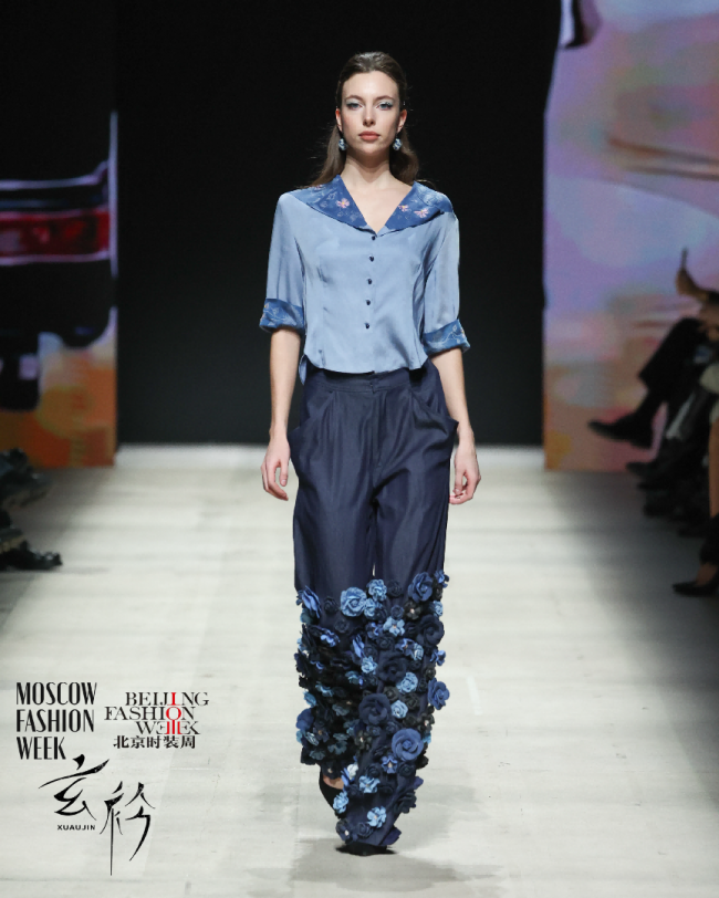 中国民族文化绽放莫斯科:玄衿“缘溯”大秀圆满成功,以服装为媒转译东方美学